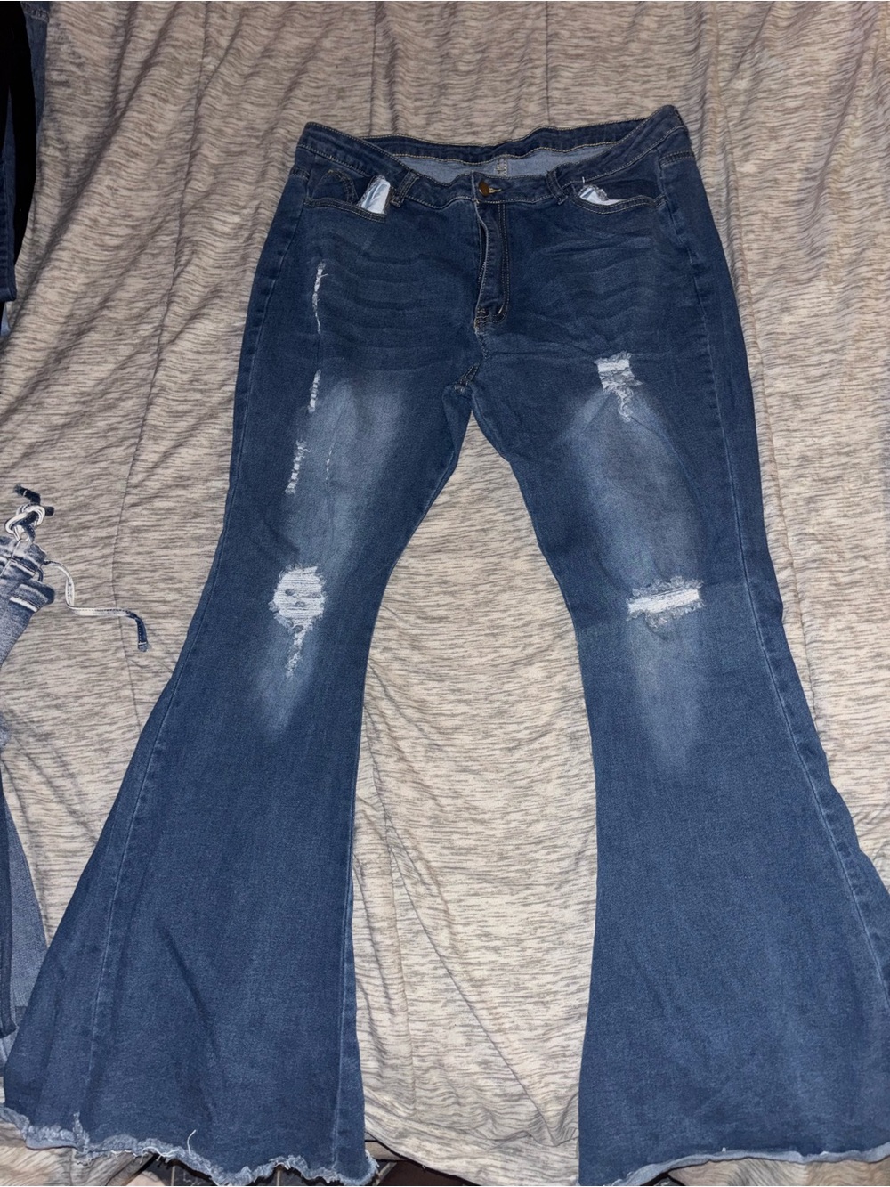 14 pair of jeans Light Blue & Black Distressed Women's Jeans Stack - Picture 8 of 15